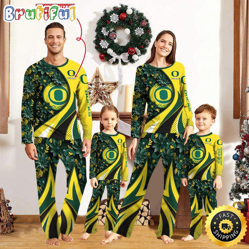 Personalized NCAA Oregon Ducks Pajamas Flower For Sport Family