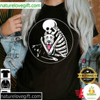 Doberman Dog Mom Skeleton Halloween T-Shirt Lazy Pet Owner