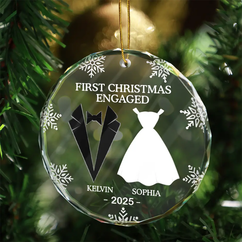 First Christmas As Married Couples - Personalized Heart Shaped Glass Ornament - Christmas Gift For Her/Him, Husband/Wife, Couples
