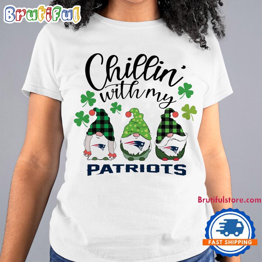 Chillin With My New England Patriots Gnomes St. Patricks Day New T Shirt