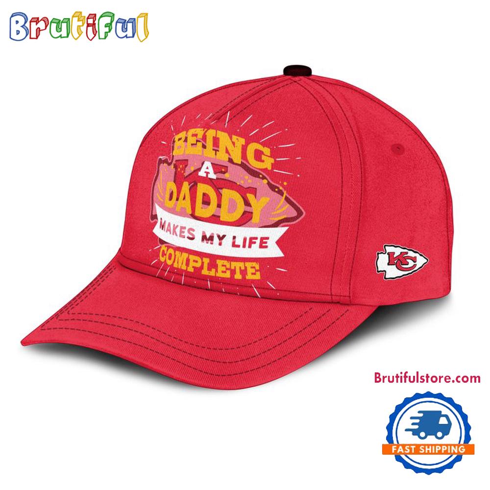 Kansas City Chiefs Being A Daddy Best Father’s Day Gift Classic Cap