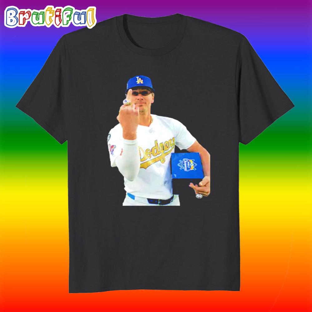 Los Angeles Dodgers Kike Hernandez Ring Middle Finger T Shirt