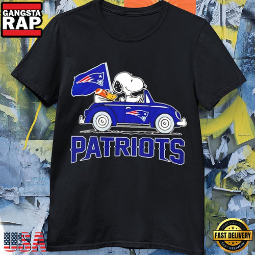 New England Patriots 2026 Snoopy and Woodstock Riding Car T-Shirt