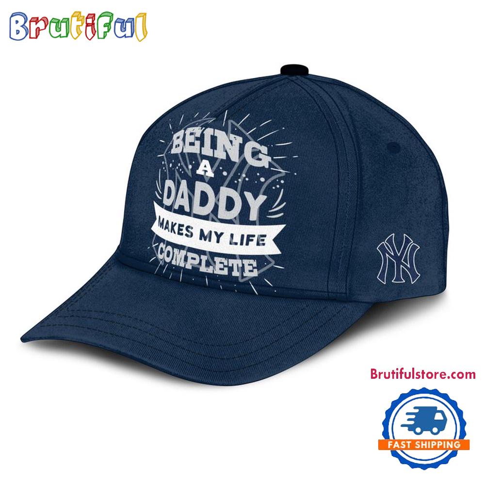 New York Yankees Being A Daddy Best Father’s Day Gift Classic Cap