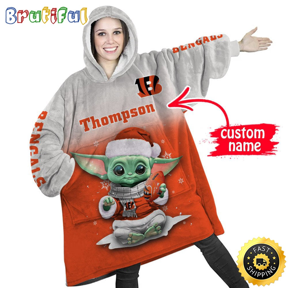 Personalized NFL Cincinnati Bengals Blanket Hoodie Baby Yoda Lover Unisex Hoodie